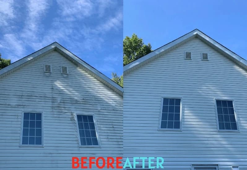 Middleburg Heights Power Washing professional performing house washing service in Middleburg Heights